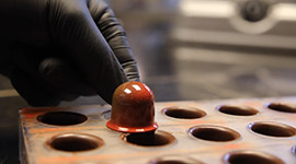 Colouring techniques with Chocolate World frame moulds