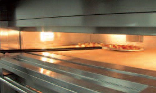 烤箱特色：強化照明