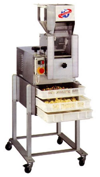 義大利麵點設備．義大利麵機